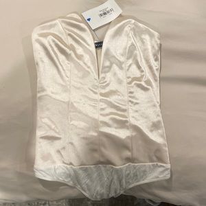 Silky Blue Blush plunge ivory bodysuit size small